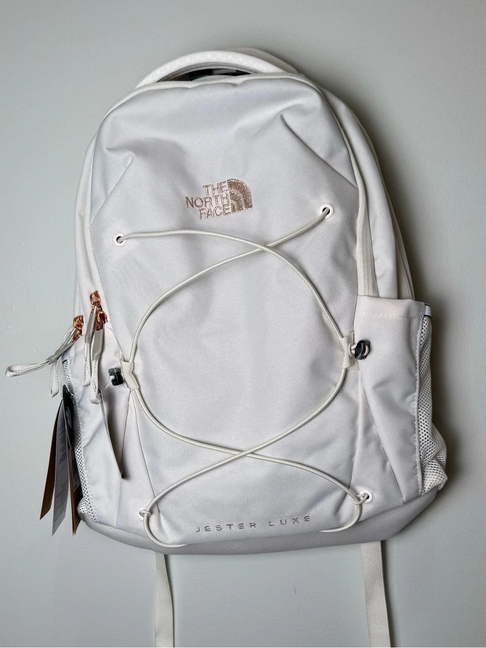 The North Face Jester Luxe Women’s Backpack 27L White Rose Gold NWT